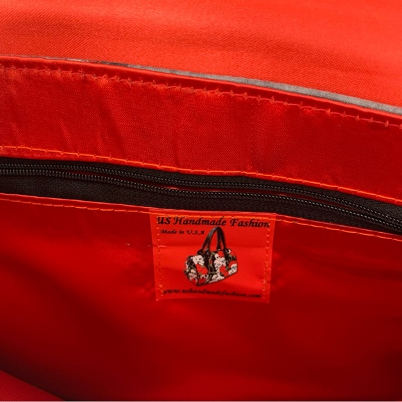 Pink Vintage Car Print Crossbody Bag - Picture 7 of 8